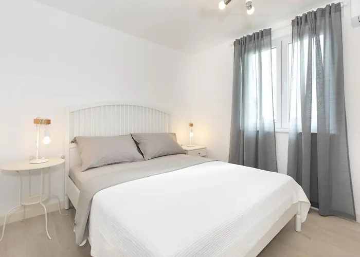 Sea Point Ivan Apartament *